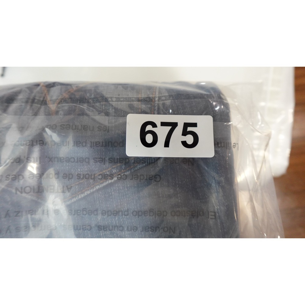 Levi's The Original Jeans Women's 6M Blue Denim Stretch Mid Rise Skinny Leg - Picture 15 of 15